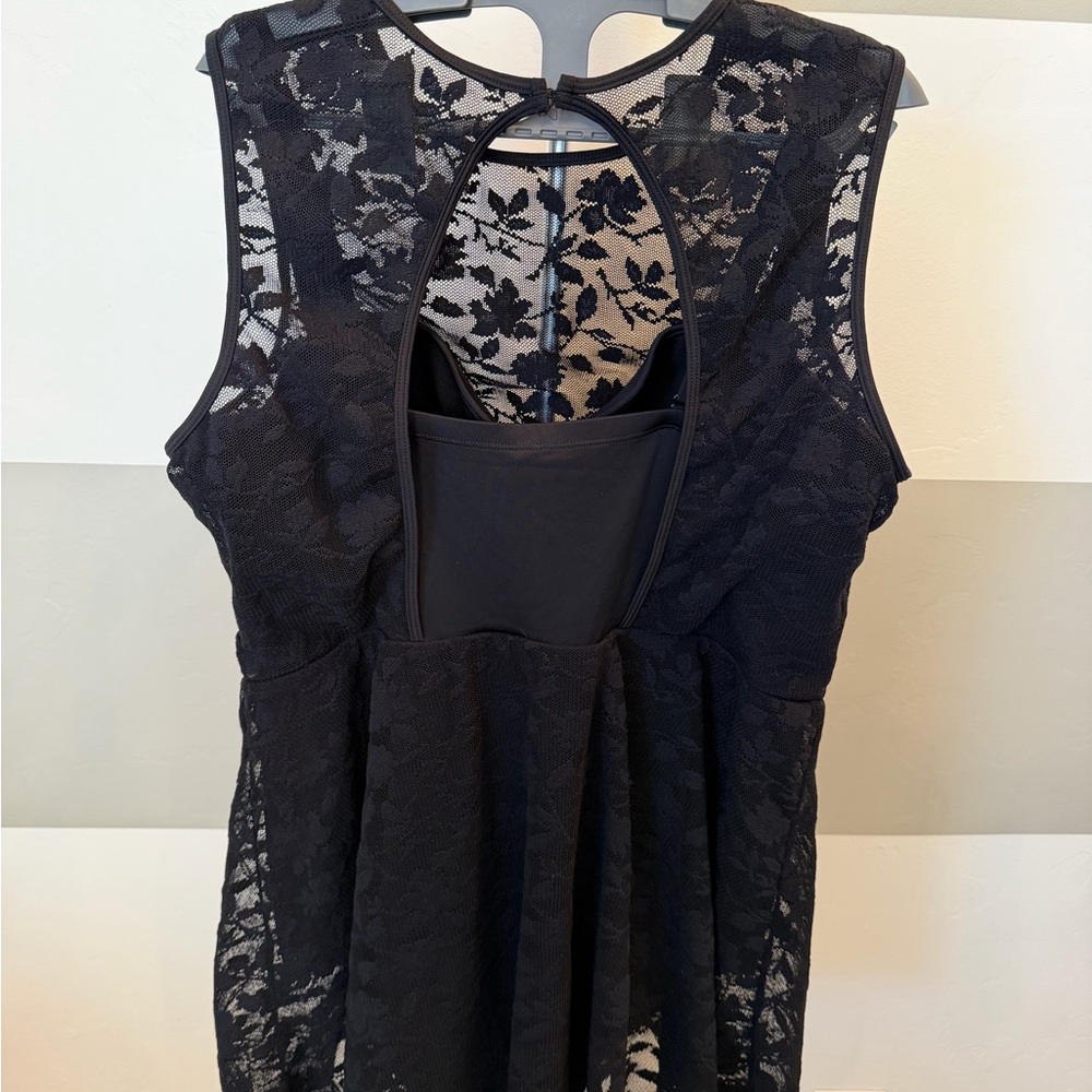 Torrid Black Lace One Piece Swimsuit size 2 - Picture 6 of 11